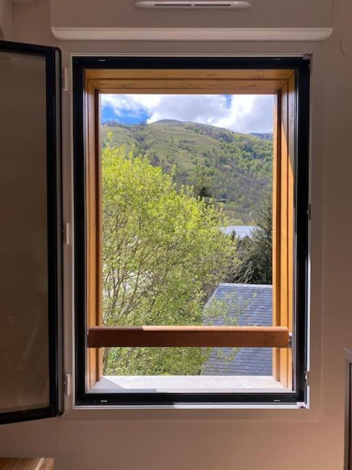 Charmant T4 Duplex Vue Montagne Loudenvielle Exteriér fotografie